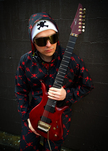 Legator Guitars
– Legator Guitars US